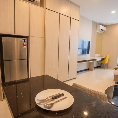 Societe Hartamas Aparthotel Kuala Lumpur Bagian luar foto