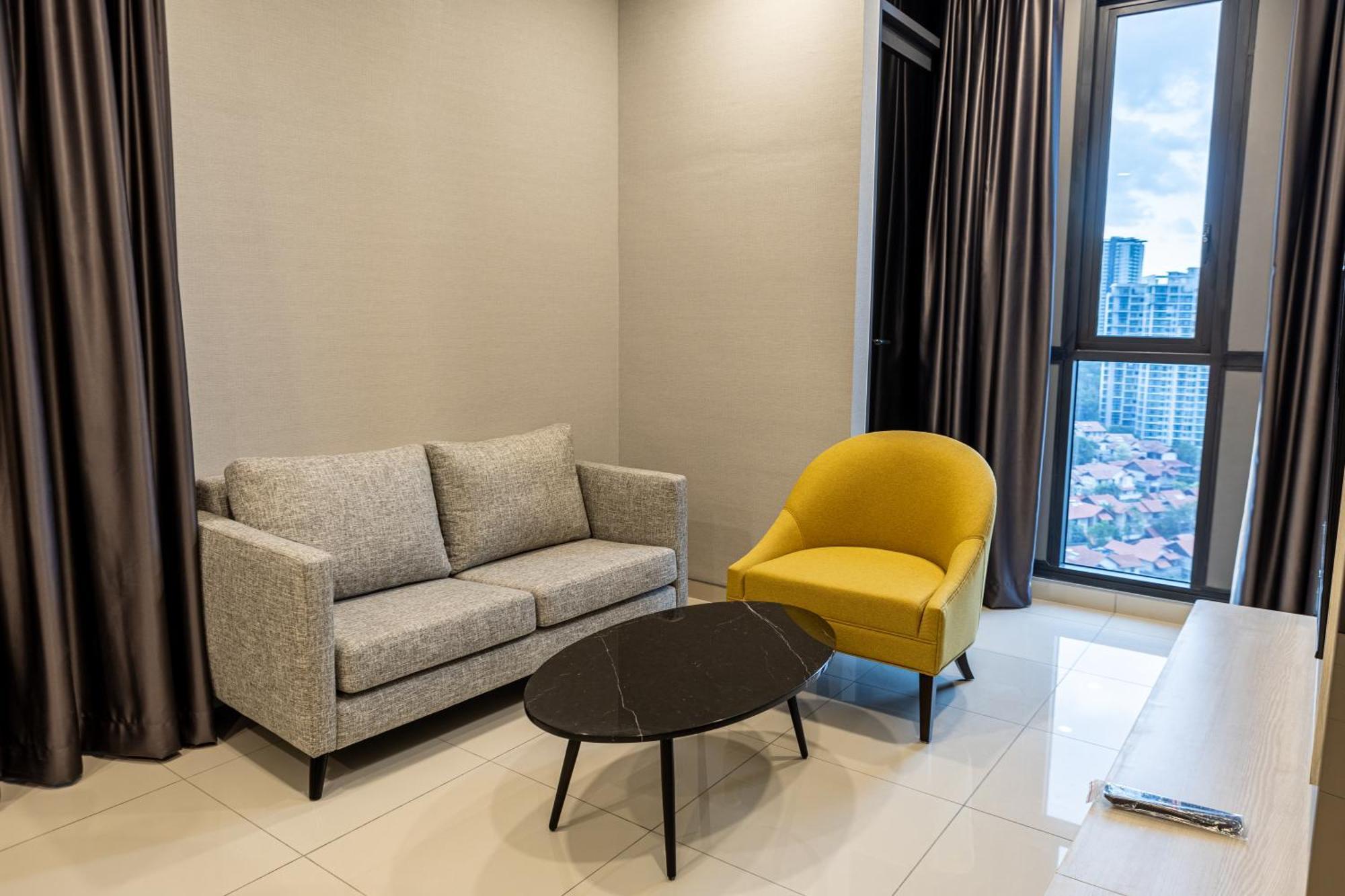 Societe Hartamas 5*
